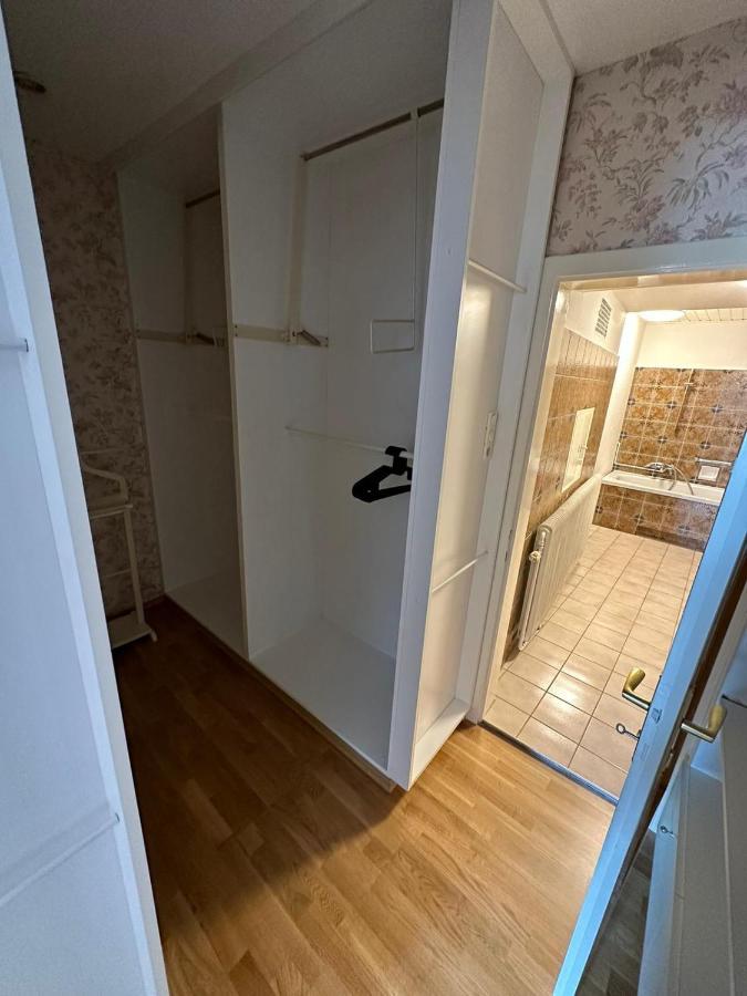 Central Plaza Great Apartment 4 Bedroom 3 Bathroom Bruckneudorf Buitenkant foto
